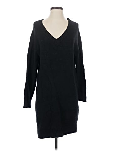 Old Navy Pullover Sweater (view 1)