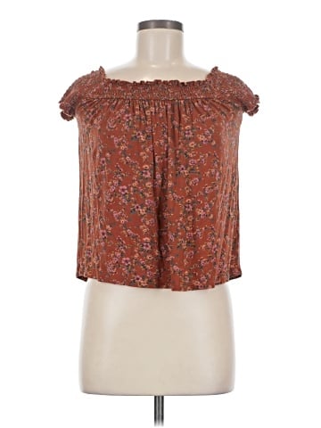 American Eagle Outfitters Sleeveless Blouse (view 1)