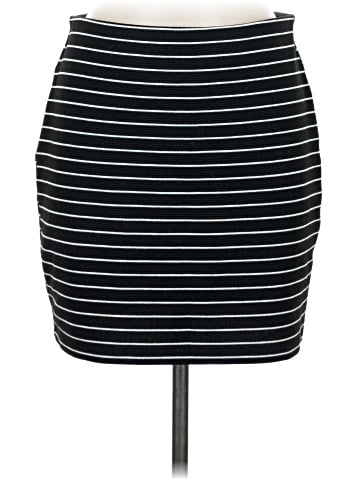 Trafaluc by Zara Casual Skirt (view 1)