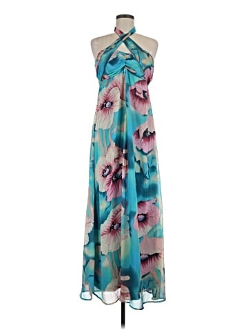 Xhilaration Cocktail Dress (view 1)