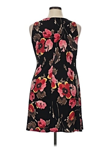 Beacon Cocktail Dress (view 2)