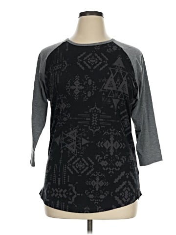 Lularoe 3/4 Sleeve T-Shirt (view 1)