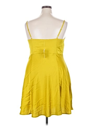 Forever 21 Plus Casual Dress (view 2)
