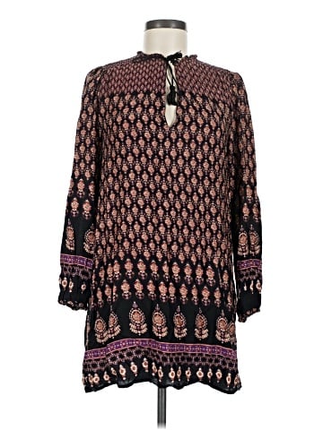 Forever 21 Casual Dress (view 1)