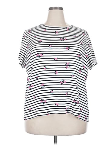 Croft & Barrow Short Sleeve T-Shirt (view 1)