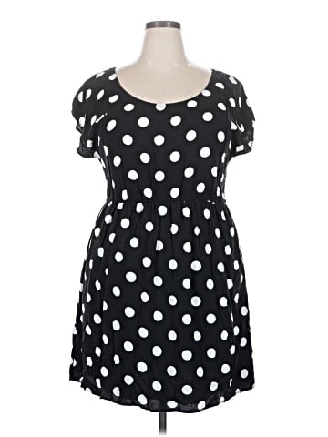 Forever 21 Plus Casual Dress (view 1)