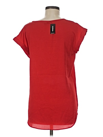 Express Short Sleeve Top (view 2)
