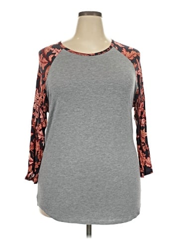 Lularoe 3/4 Sleeve T-Shirt (view 1)