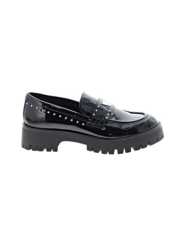 Guess Flats (view 1)