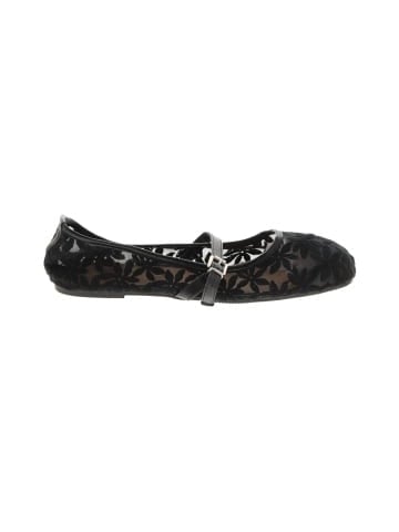 Unbranded Flats (view 1)