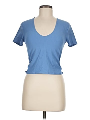 Lululemon Athletica Short Sleeve T-Shirt (view 1)