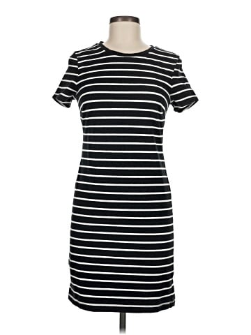 Old Navy Casual Dress (view 1)