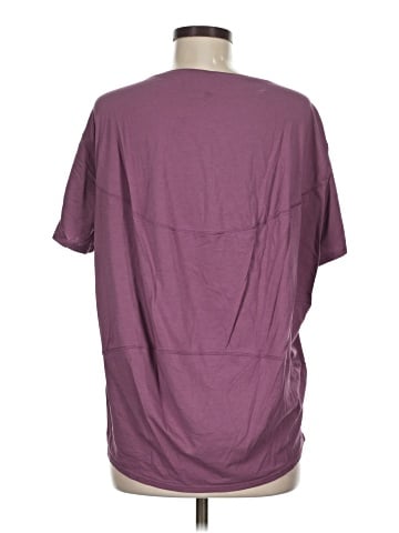 Lululemon Athletica Short Sleeve T-Shirt (view 2)