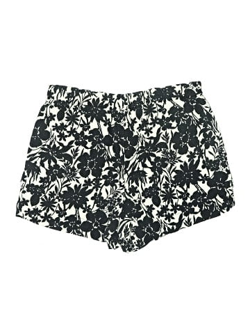 Gap Shorts (view 2)