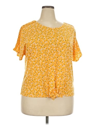 Iz Byer Short Sleeve T-Shirt (view 1)