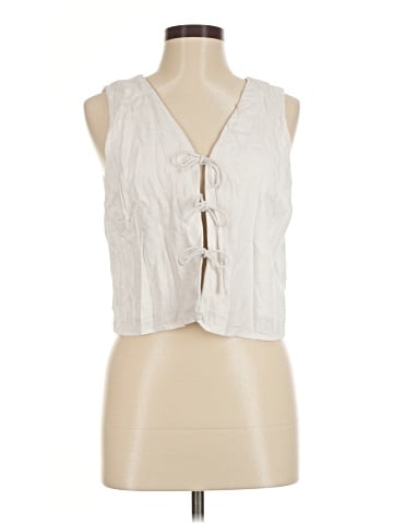 Abercrombie & Fitch Sleeveless Blouse (view 1)