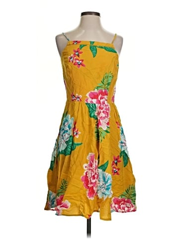 Old Navy Casual Dress (view 1)