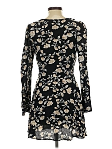 Flynn Skye Casual Dress (view 2)