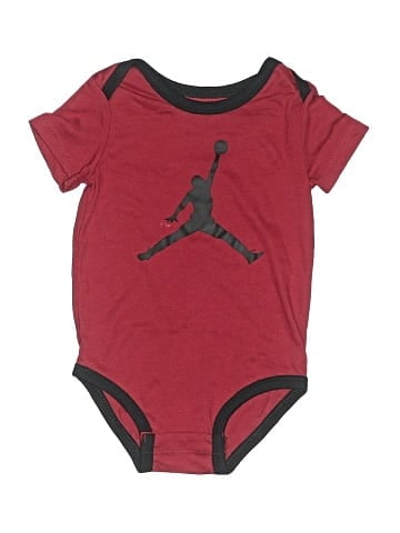 Air Jordan Short Sleeve Onesie (view 1)