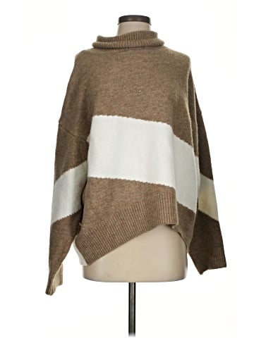 Aryeh Poncho (view 1)