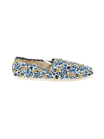 Unbranded Flats (view 1)