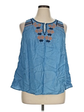 Crown & Ivy Tank Top