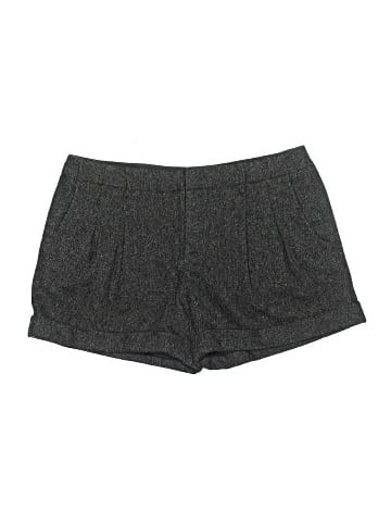 Gap Shorts (view 1)