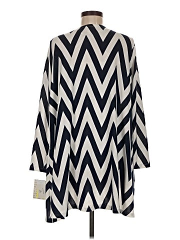 Lularoe 3/4 Sleeve T-Shirt (view 2)