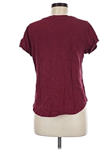 Old Navy Short Sleeve T-Shirt (view 2)