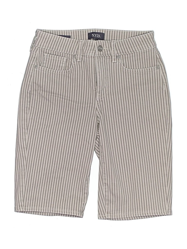 Pre-owned Nydj Khaki Shorts In Ivory