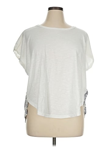 Seven7 Short Sleeve T-Shirt (view 1)