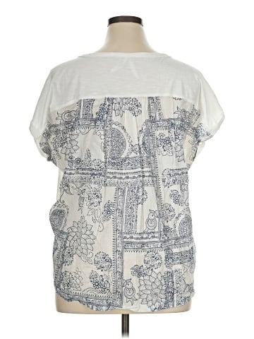Seven7 Short Sleeve T-Shirt (view 2)