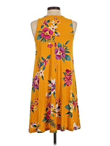Old Navy Casual Dress (view 2)