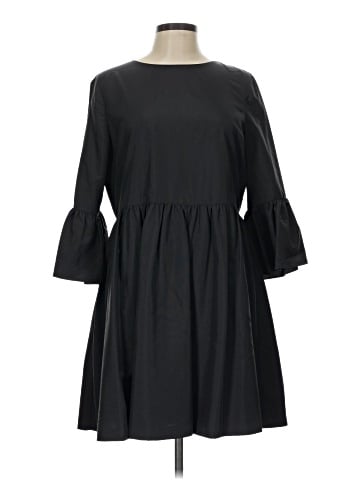 Alice + Olivia Casual Dress (view 1)