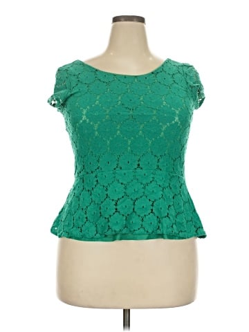 Xhilaration Short Sleeve Top (view 1)
