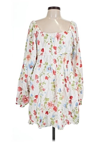 Old Navy Casual Dress (view 1)