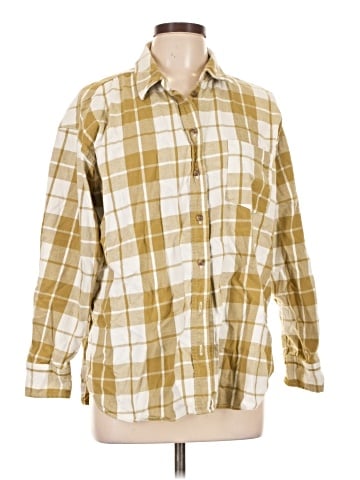 Universal Thread Long Sleeve Button-Down Shirt (view 1)