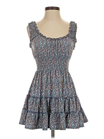 Urban Outfitters Casual Dress (view 1)