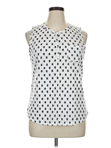 Liz Claiborne Sleeveless T-Shirt (view 1)