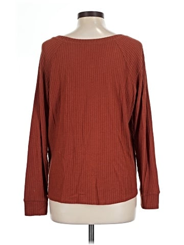 Nine Britton Long Sleeve T-Shirt (view 2)