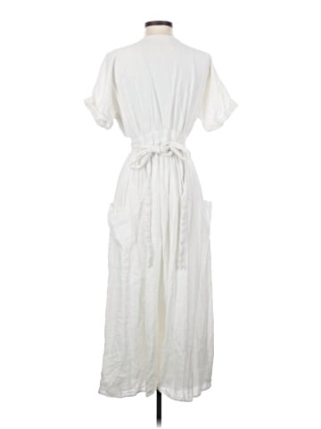 Urban Outfitters Casual Dress (view 2)