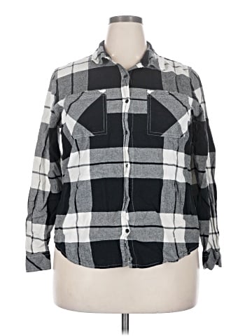 Universal Thread Long Sleeve Button-Down Shirt (view 1)