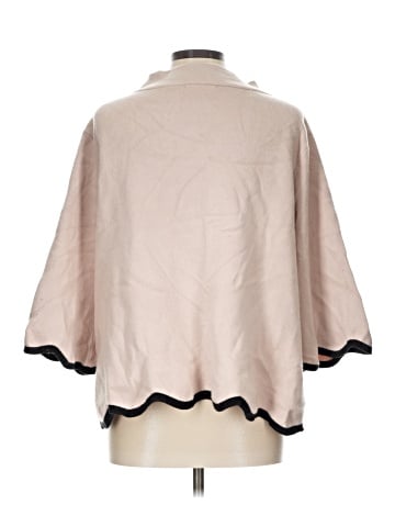 Rielle Poncho (view 2)