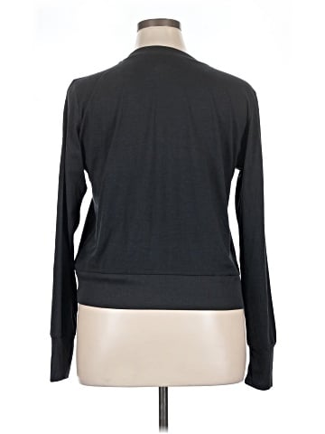 Vuori Long Sleeve T-Shirt (view 2)