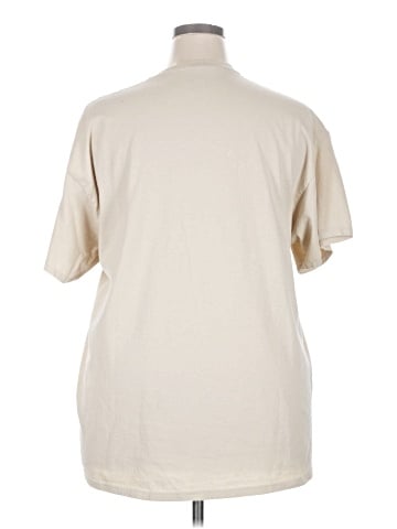 Gildan Short Sleeve T-Shirt (view 2)