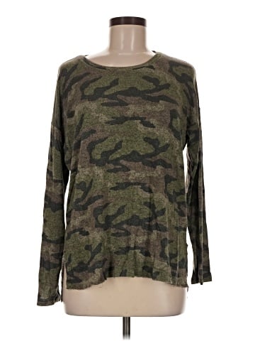 American Eagle Outfitters Long Sleeve T-Shirt (view 1)