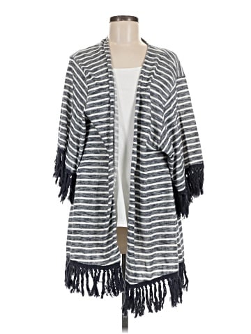 Entro Kimono (view 1)