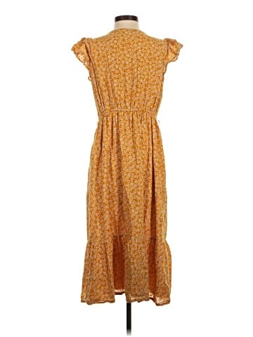 Old Navy Casual Dress (view 2)