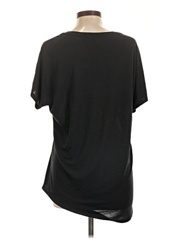 Nike Short Sleeve T-Shirt (view 2)