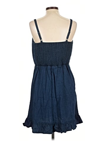 Old Navy Casual Dress (view 2)
